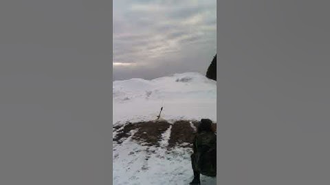 Model rocket parachute deploy fail (hits semi depo)