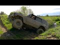 Offroad 4x4  un jeep grand cherokee v8 avale de leau boueuse  le disco sclate  neuvilly 2024