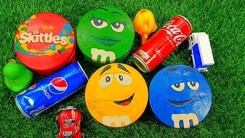 Satisfying Video | Unpacking 4 M&M