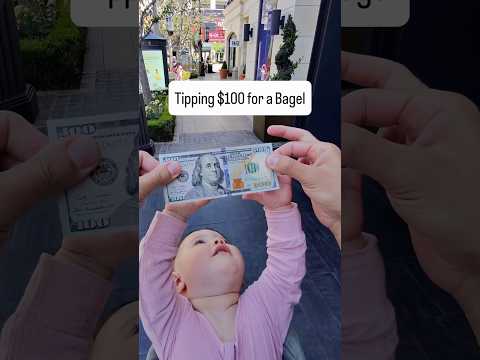 Tipping $100 for a Bagel #ViralVideo #kindness #Tipping