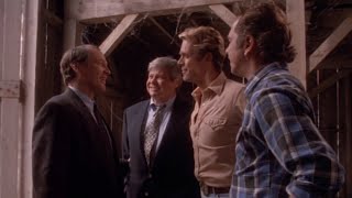 The Dukes of Hazzard: Reunion! 1997 | The Boys run into Enos while trying to find the General Lee |