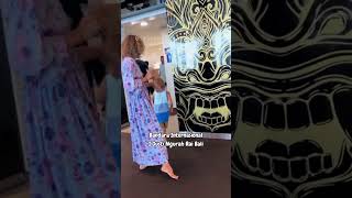 Si Kocong Salah Masuk Toilet gek  Wanita   rusia ukraina indonesia