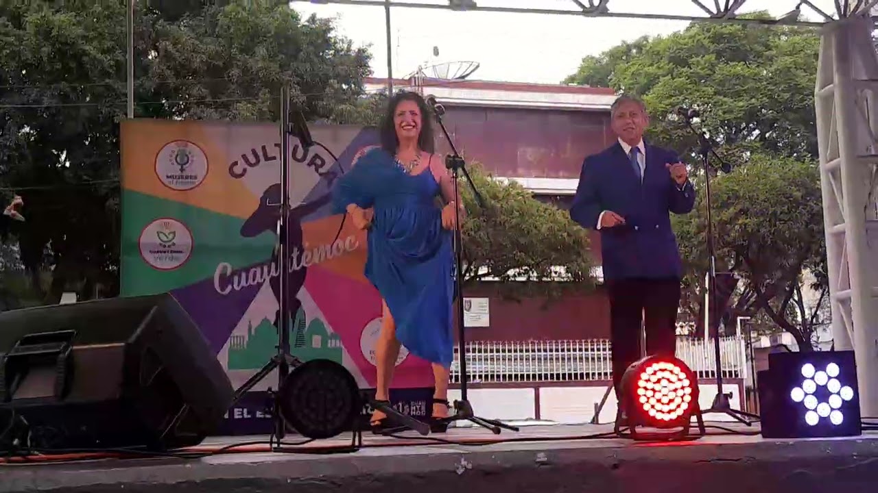 Capullito de Alheli Lily Ferniza y Alejandro Lomas