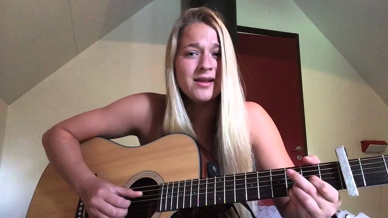Afire love - Ed Sheeran (Cover by Rebecca Appelgren Live)