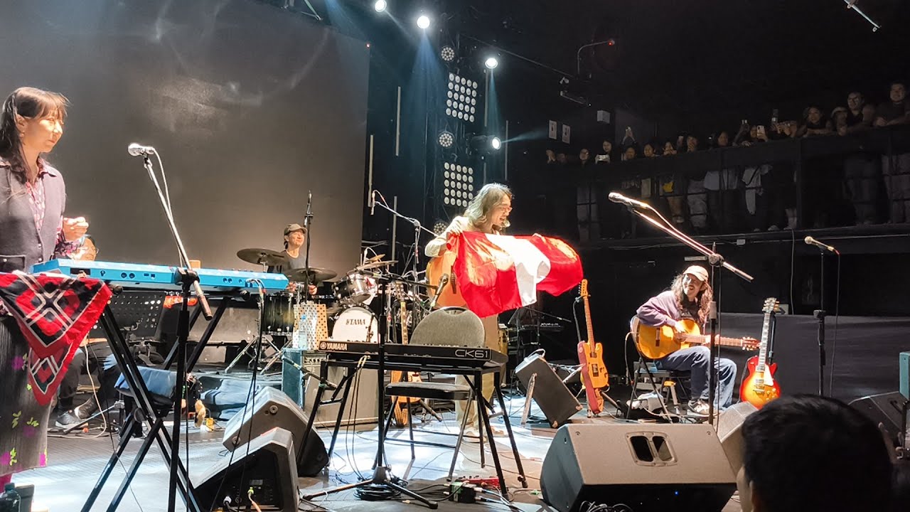 Lamp Barranco | (14/10) Latam Tour