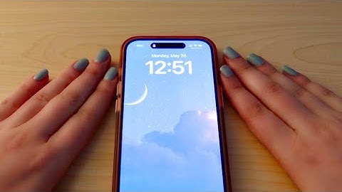 ASMR What’s on My iPhone 15 + gum chewing