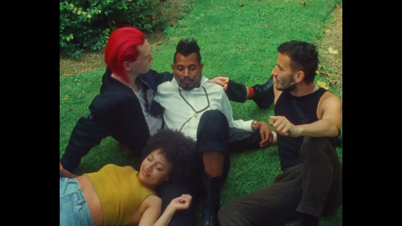 Vyrao Sensory Review of Witchy Woo