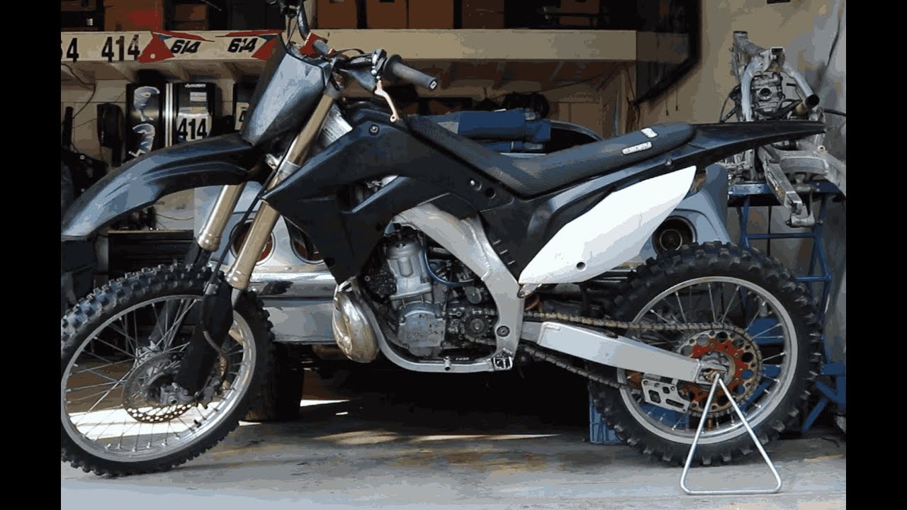 2002 CR250R Tear Down | FULL REBUILD | PT 1 - YouTube