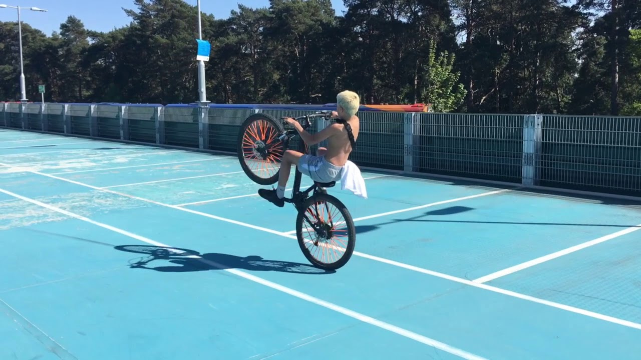 Longest wheelie yet! YouTube