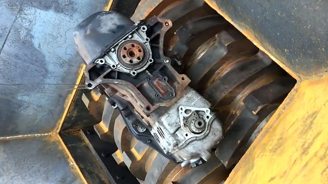 You will be amazed how easily this crusher can destroy large vehicles and engines for recycling.