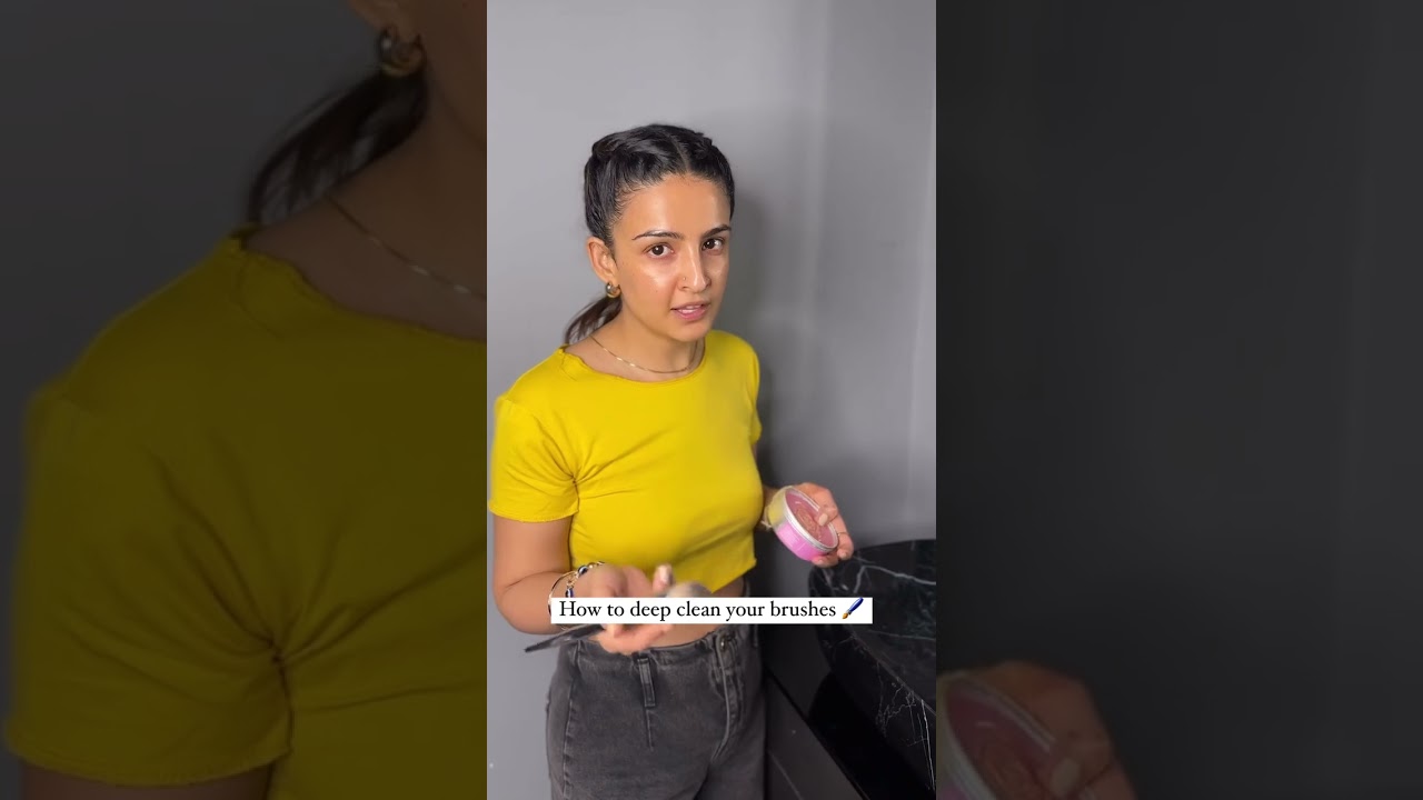 The Drugstore Company: -Makeup Brush Cleanser