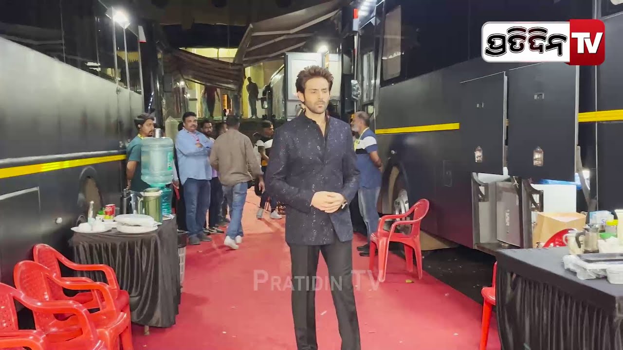 Kartik Aaryan At Kapil Sharma Show For Promotion Of Bhool Bhulaiyaa 3 Part 2