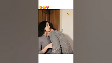 Romantic Neck Kiss Cute Couple Gf Bf Neck Kiss Shorts 