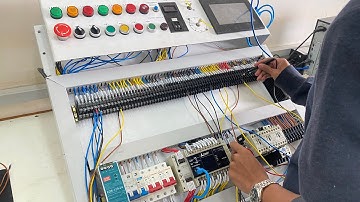 การต่อสาย input และ output แบบ Sink ของ PLC FX5U 32MR/ES