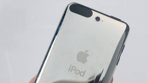 iPod touch + Camera and White iPhone 4G