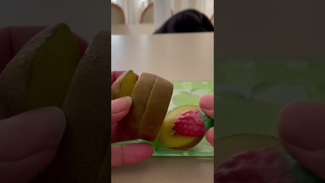 Making a KIWI burger