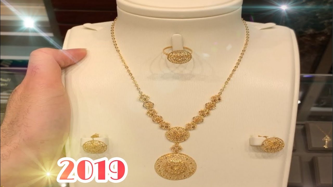 women gold mala