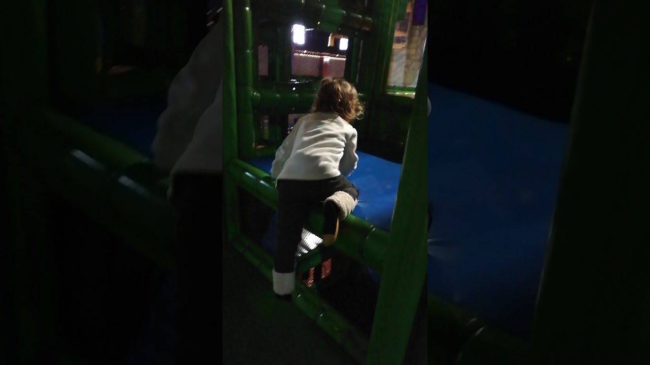 Oyun parkına gittik ) YouTube