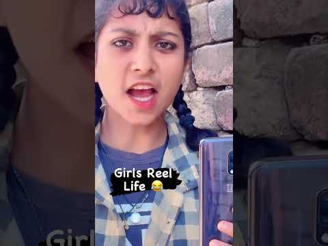 Girls रील लाईफ 🆚 रियल लाईफ🤣😜#XYZ9990_comedy #XYZ9990_video #akrajputshorts9990 #ytshorts