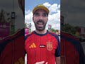 ¡LOS HINCHAS ESPAÑOLES ELIGEN A SU JUGADOR URUGUAYO FAVORITO! 🇺🇾 🤩#COPAMUNDIALFIFA