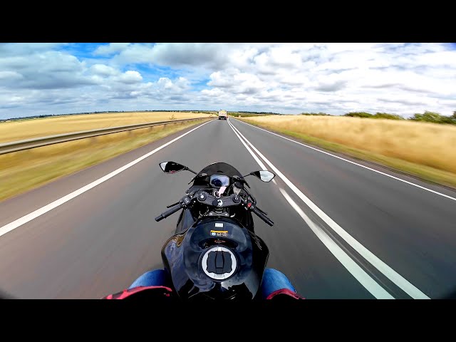 ポルシェ AHEAD ON ROUGH ROADS 2025 2025 ZX6R First Impressions I WANT ONE! - YouTube