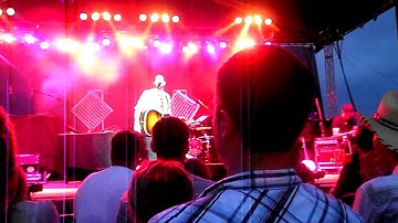 Josh Thompson: Way Out Here LIVE