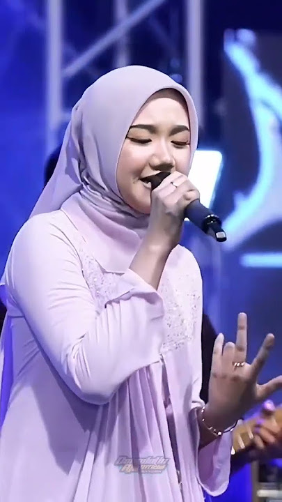 ADELLA nawung cilik podo nelongso