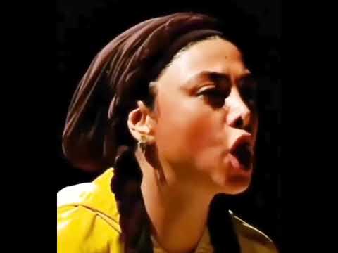 اجرای خاص آزاده صمدی در تئاتر ترند بازیگران سینما فیلم تيك توك