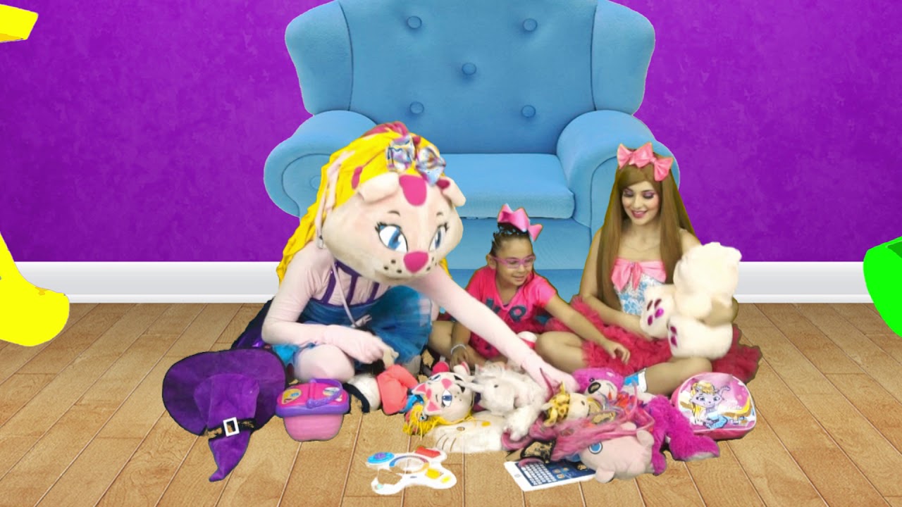 La Pijamada de la Gatita Kimy /Kids Play