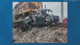Man dies after his truck is hit by train in Randolph County