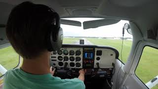 First Solo Flight - Cessna 172 - KDED