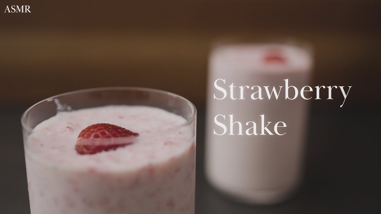 [ASMR] How to Make a Simple Strawberry Shake || Robert Wu