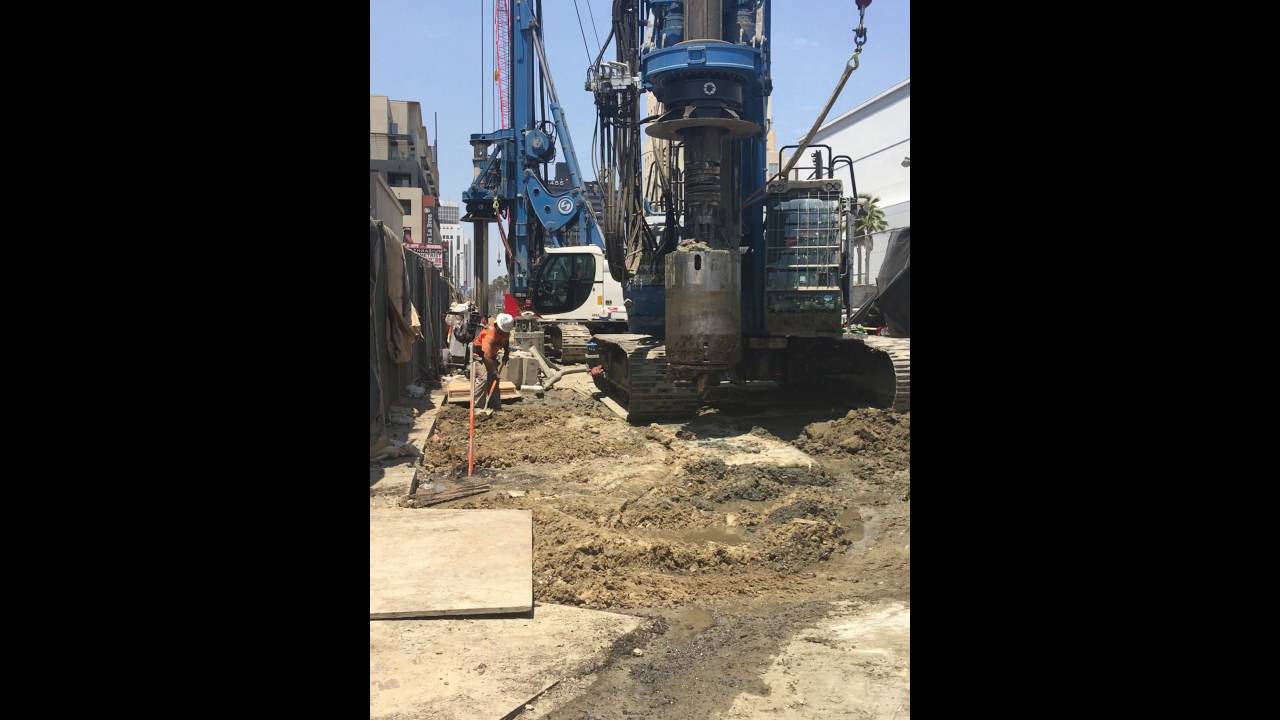 Soilmec SR-75 with large diameter piling