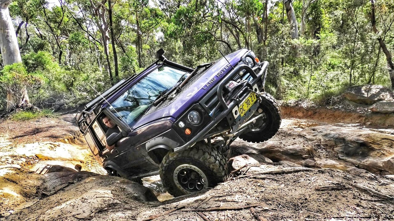 4x4 300tdi Discovery 1 vs TD5 Discovery 2a @ Appin