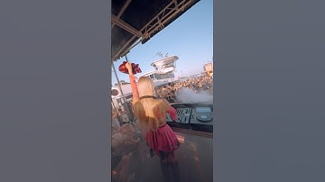 Break the pattern today or the loop will repeat tomorrow #techno #femaledj #rave #ravinglifestyle