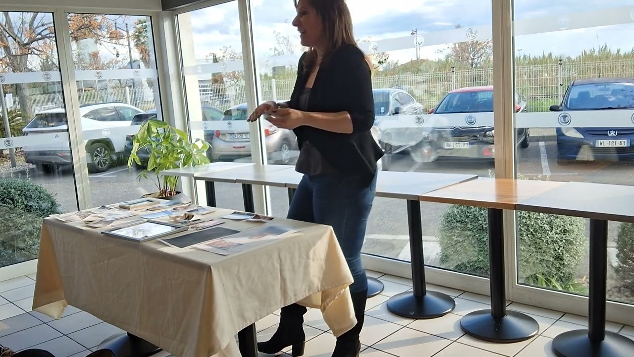 Conférence contact défunt extrait marignane mars 2025 sandra maréchal médium