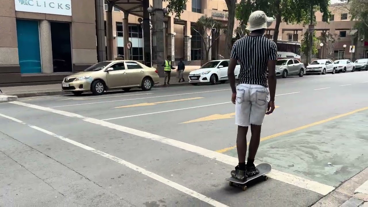 Braamfontein, Johannesburg… take a 30 minute walk with me🇿🇦🇿🇦🇿🇦🇿🇦🇿🇦🇿🇦🇿🇦🇿🇦🇿🇦