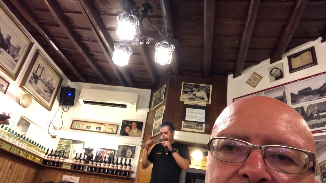 Fracchia La Belva Umana Ristorante La Parolaccia