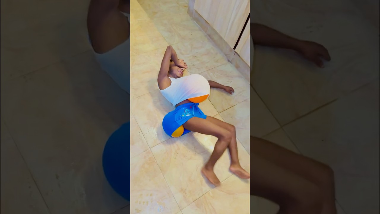 Aloo kachaloo beta Kaha gy thy😳 