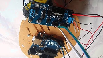 智慧遙控避障自走車，電路與軟體全自製 #1