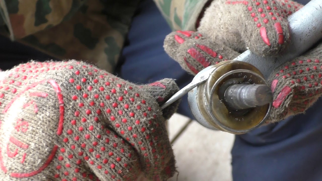 замена пыльника рулевого наконечника ВАЗ-1113 ОКА - YouTube