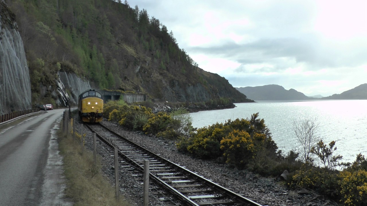 37421 37057 1Q78 Attadale Avalanche Shelter