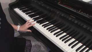 Thumbnail for Left Hand Styles - Lesson 2: Rolling the Chord