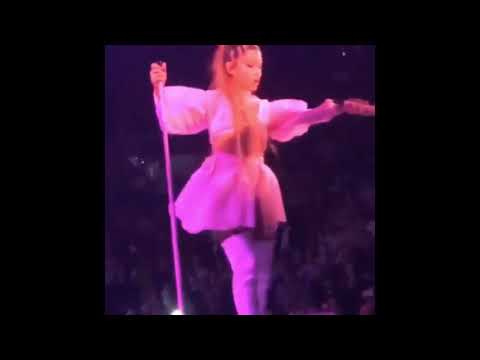 Ariana Grande - Twerking (Compilation)