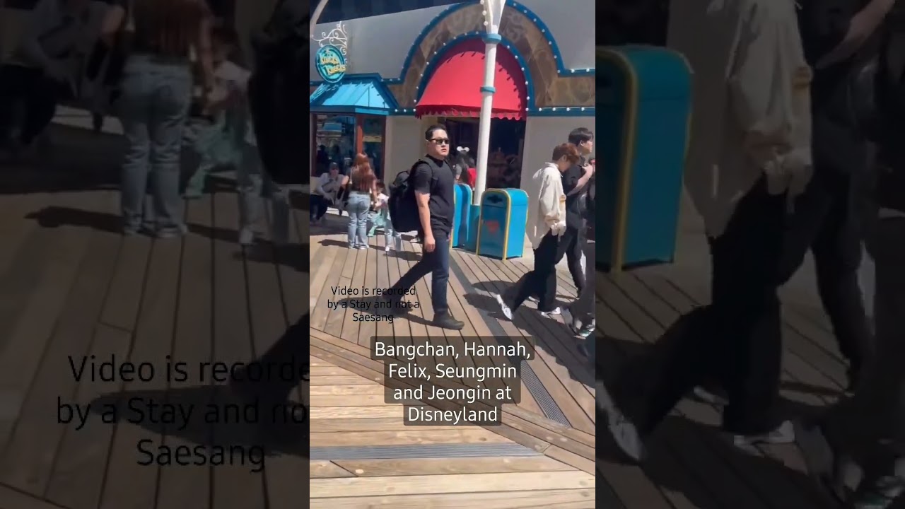 Bangchan, Felix, Hannah, Seungmin and Jeongin at Disneyland 