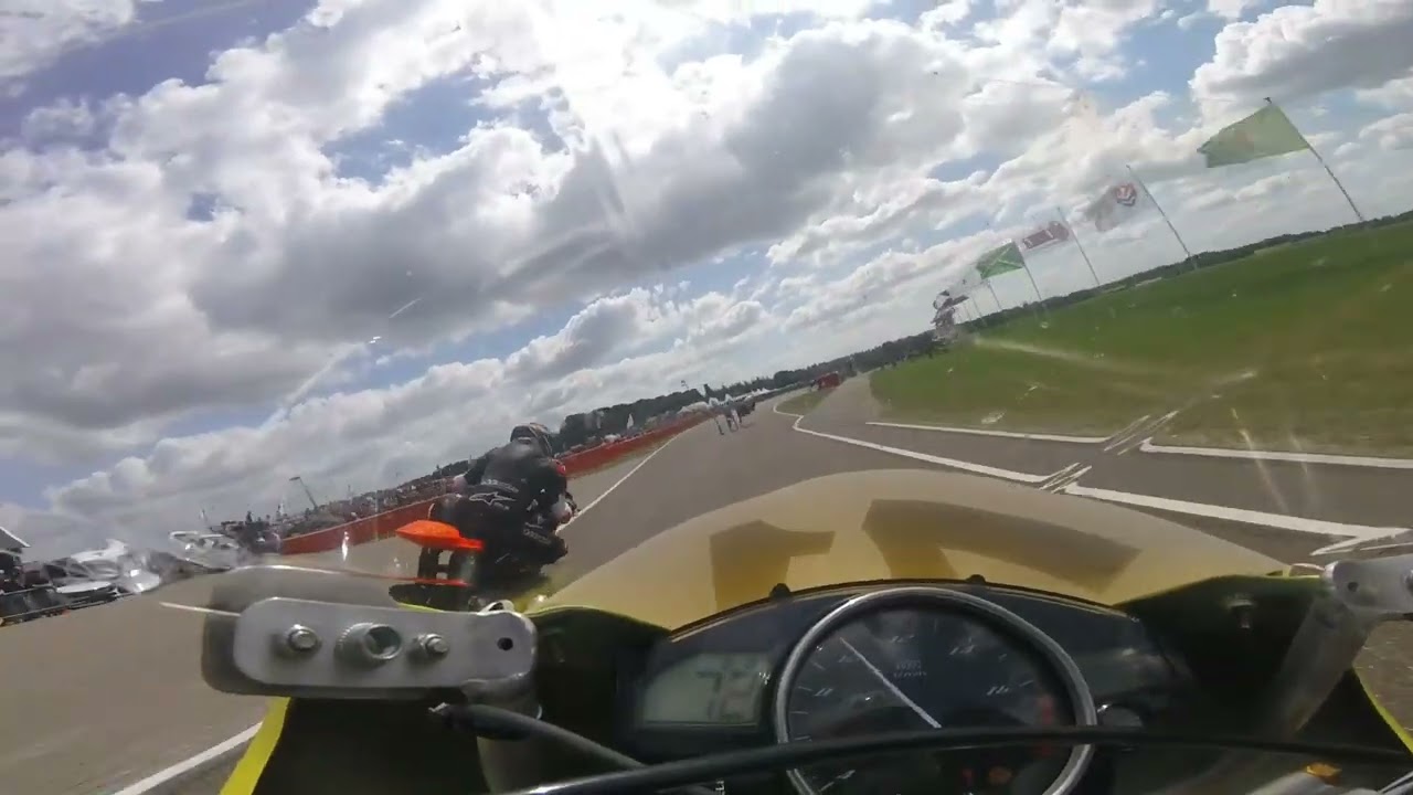 Benelux Trophy Supersport Hengelo 2025 Q2   Paar rondjes