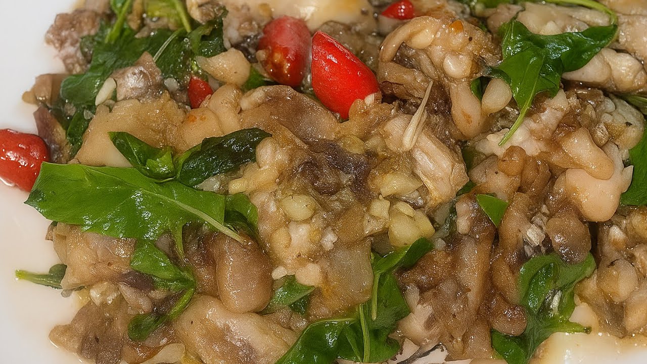 Spicy Fried Frog 🐸 with Chili 🌶️ | Crispy & Delicious Cooking”