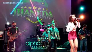 Lungamu Ninggal Kenangan Ek Liyane Cover By Sintya Bella Bareng Jhaneda