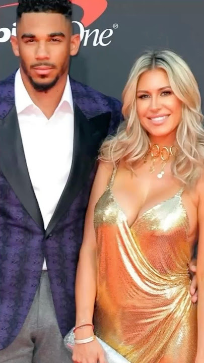 Anna Kane… Evander Kane’s ex wife