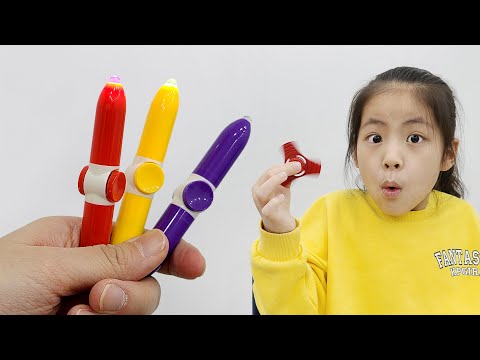 서은이의 신기한 거미 스피너 볼펜 스피너 수업시간 이야기 Spider and Pen <strong>Spinner</strong>